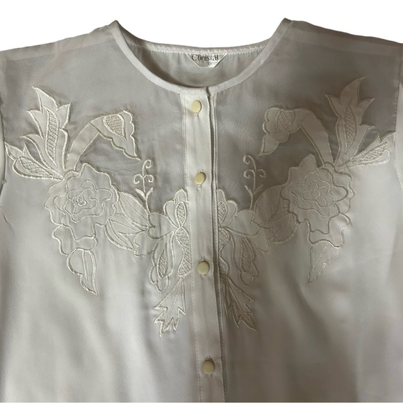 Vintage 80s Button Down White Blouse Floral Embroidery - Picture 4 of 4